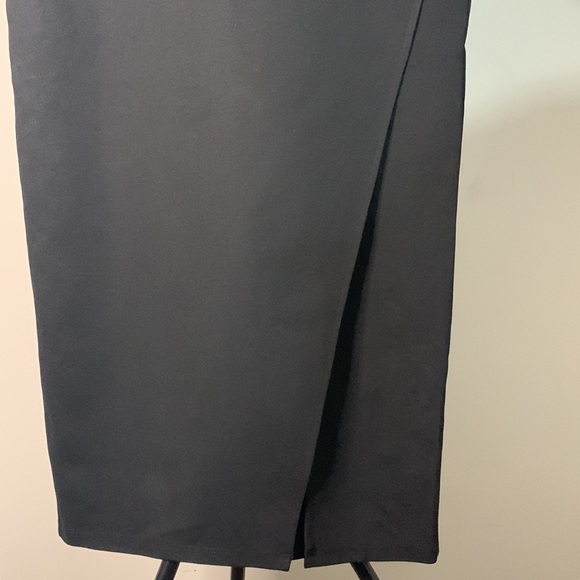 Topshop Black Pencil Skirt w/ Eyelet Womens Size: 8 - Picture 4 of 7